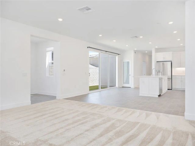 27399 Fox Den Place, Valencia, CA 91381