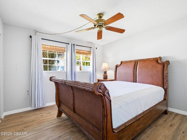 28 Country Club Dr # B, New Smyrna Beach, FL 32168