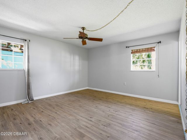 28 Country Club Dr # B, New Smyrna Beach, FL 32168