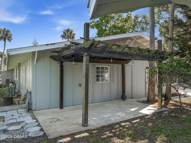 28 Country Club Dr # B, New Smyrna Beach, FL 32168