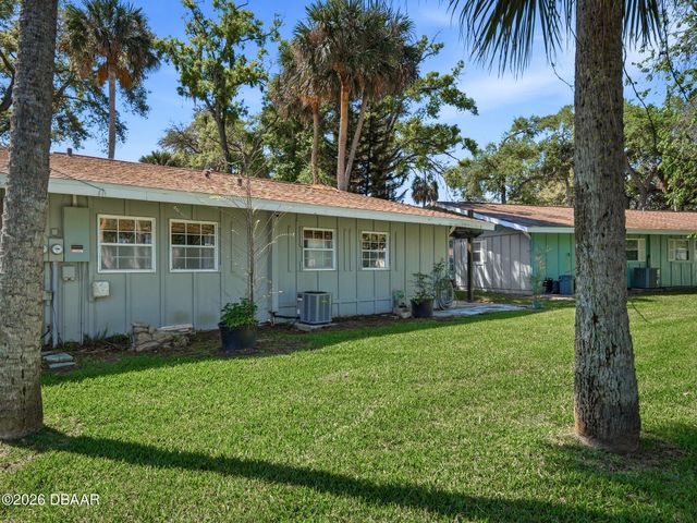 28 Country Club Dr # B, New Smyrna Beach, FL 32168