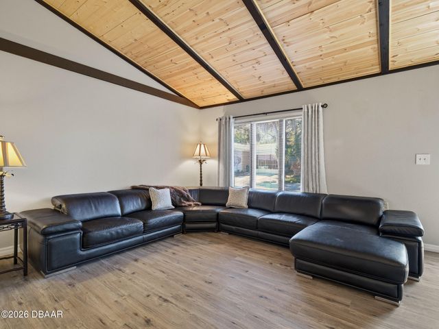 28 Country Club Dr # B, New Smyrna Beach, FL 32168