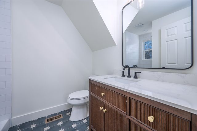 871 Carter St, Nashville, TN 37206