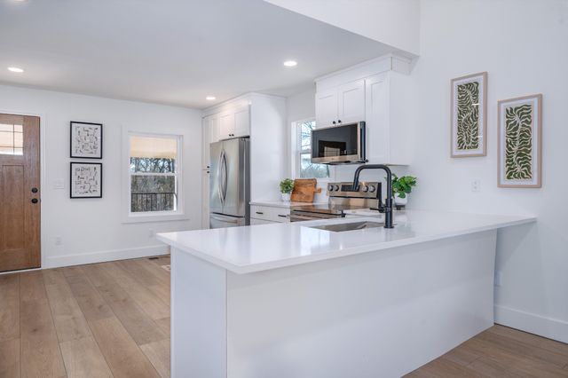 871 Carter St, Nashville, TN 37206