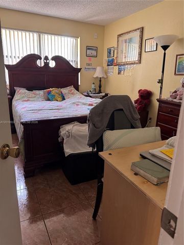 7115 NW 179th St 207, Hialeah, FL 33015