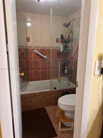 7115 NW 179th St 207, Hialeah, FL 33015