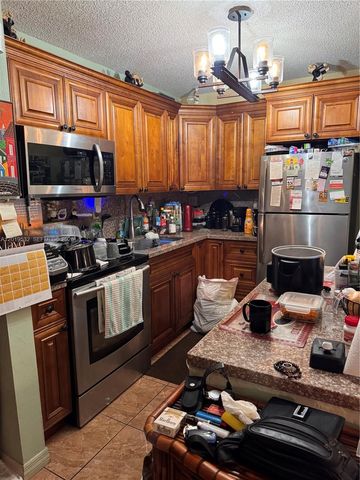 7115 NW 179th St 207, Hialeah, FL 33015
