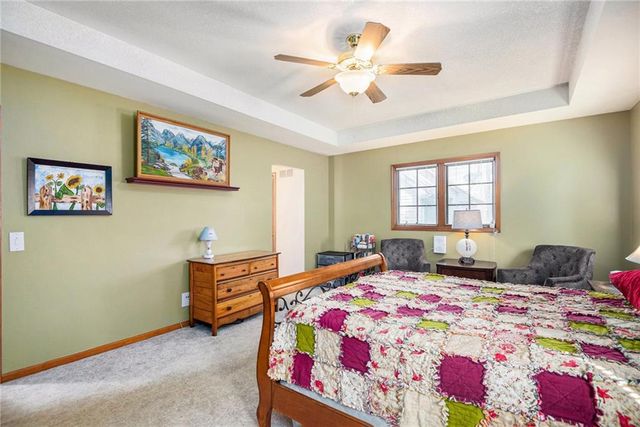 4001 N 37th Street, St Joseph, MO 64506