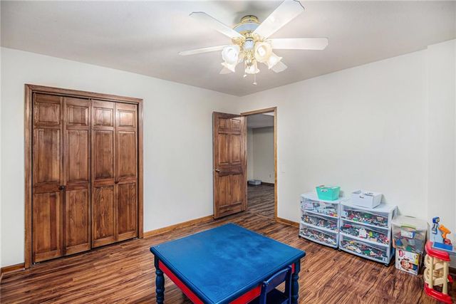 4001 N 37th Street, St Joseph, MO 64506