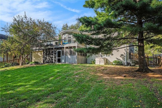 4001 N 37th Street, St Joseph, MO 64506