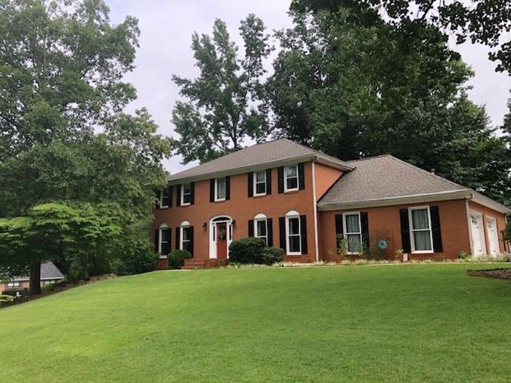 11 Queen Anne Drive SE, Mableton, GA 30126