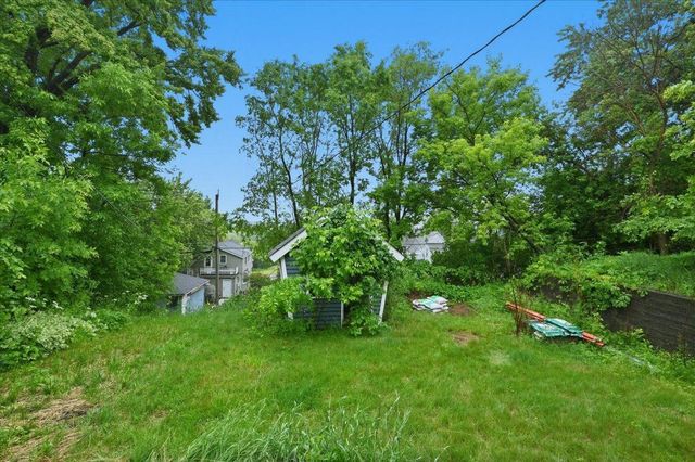 2862 Wellington Street, Duluth, MN 55806