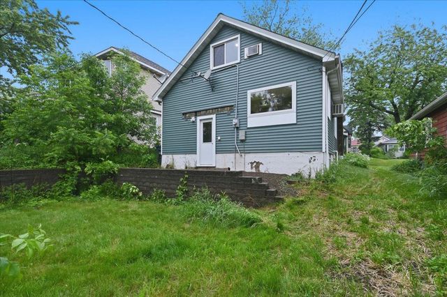2862 Wellington Street, Duluth, MN 55806