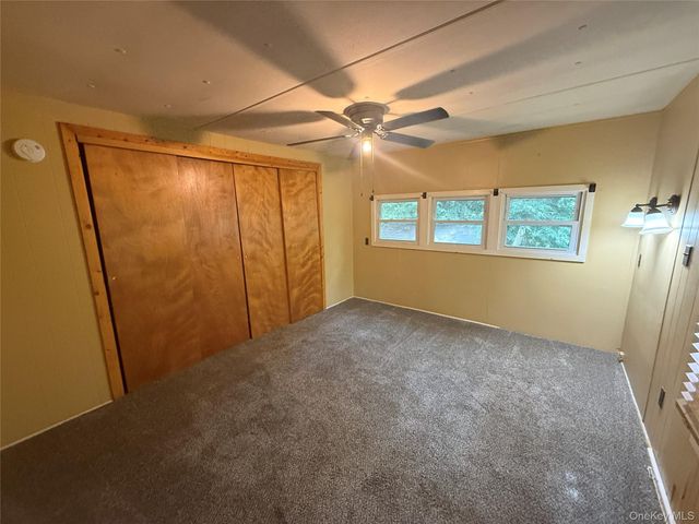 20 Tanglewood Park Drive, Marlboro, NY 12542