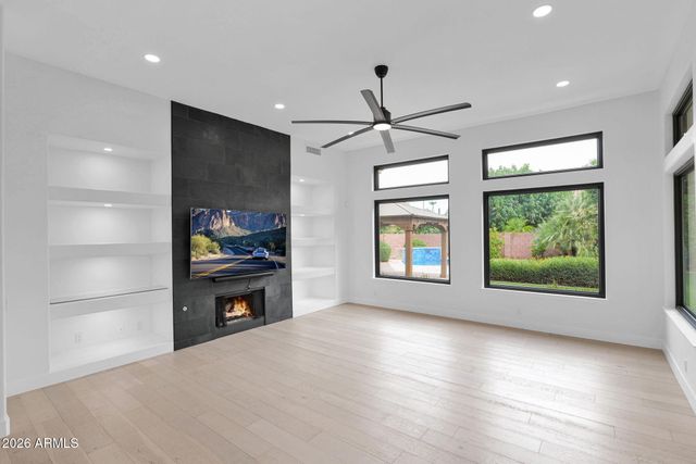 5559 E SHEENA Drive, Scottsdale, AZ 85254