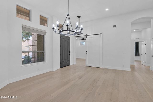 5559 E SHEENA Drive, Scottsdale, AZ 85254