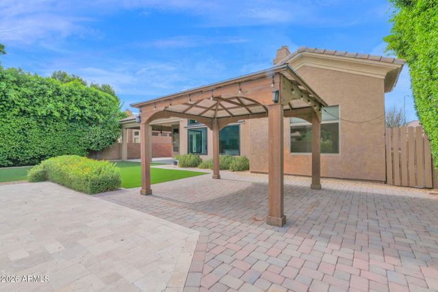 5559 E SHEENA Drive, Scottsdale, AZ 85254
