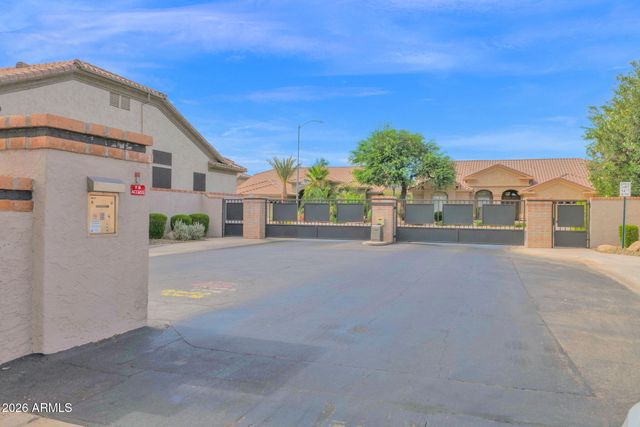 5559 E SHEENA Drive, Scottsdale, AZ 85254