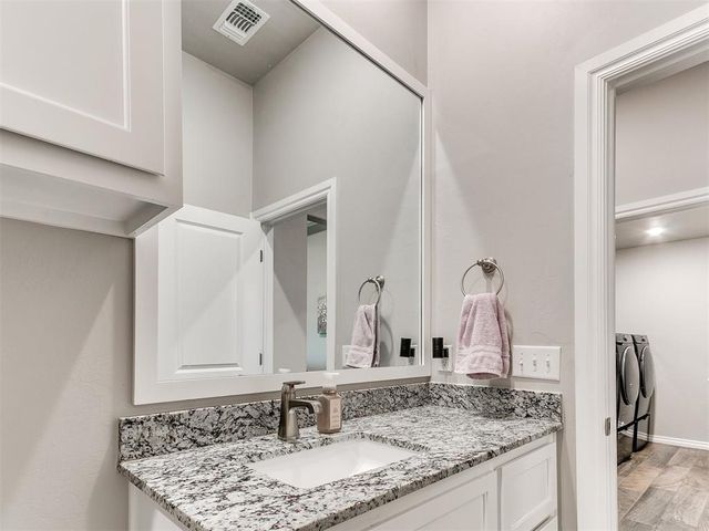 1509 NE 35th Street, Moore, OK 73160