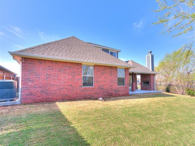 1509 NE 35th Street, Moore, OK 73160