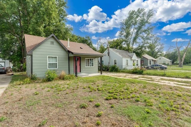1917 E 24th St N, Wichita, KS 67219