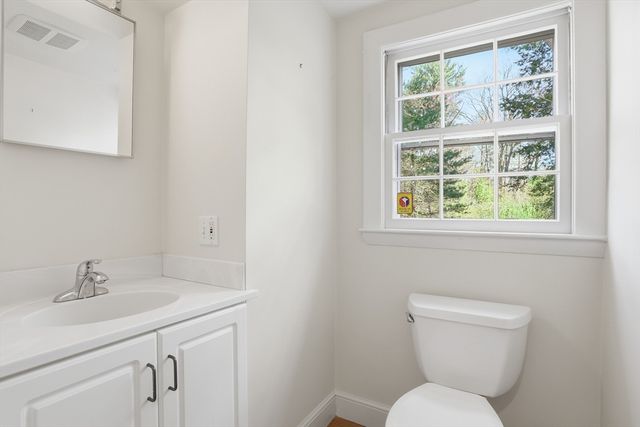 76 Alcott St, Acton, MA 01720