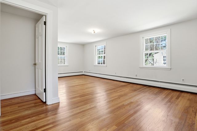 76 Alcott St, Acton, MA 01720