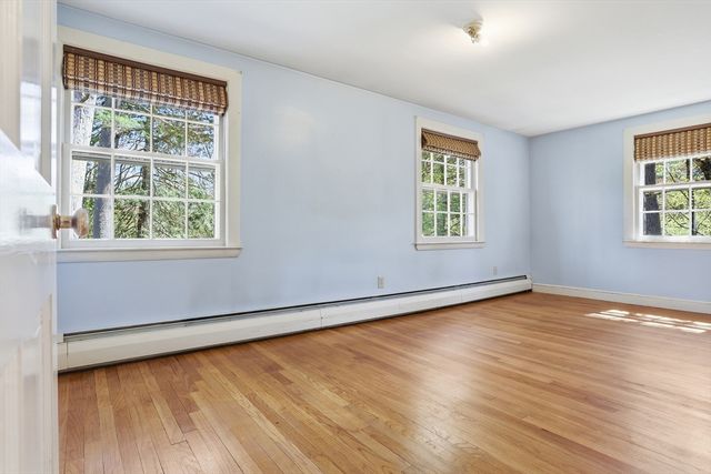 76 Alcott St, Acton, MA 01720