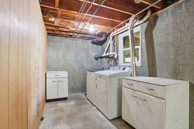 76 Alcott St, Acton, MA 01720