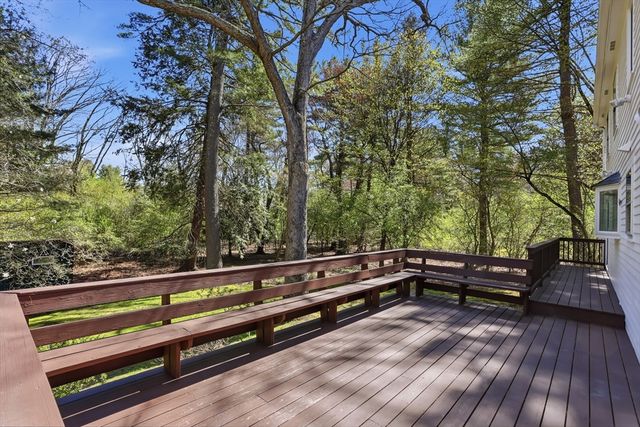 76 Alcott St, Acton, MA 01720