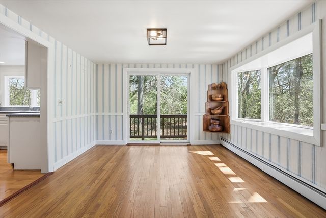 76 Alcott St, Acton, MA 01720