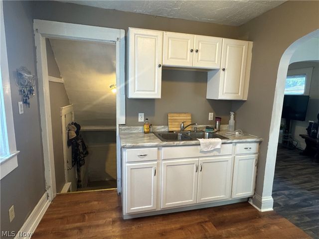 2311 Montclair Avenue, Cleveland, OH 44109