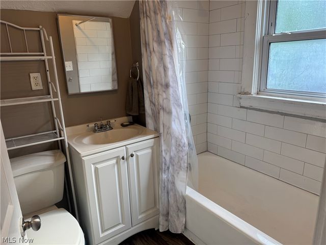 2311 Montclair Avenue, Cleveland, OH 44109