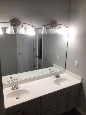 5679 Jubilant Drive, Rex, GA 30273