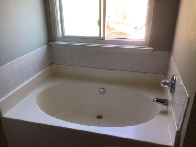 5679 Jubilant Drive, Rex, GA 30273