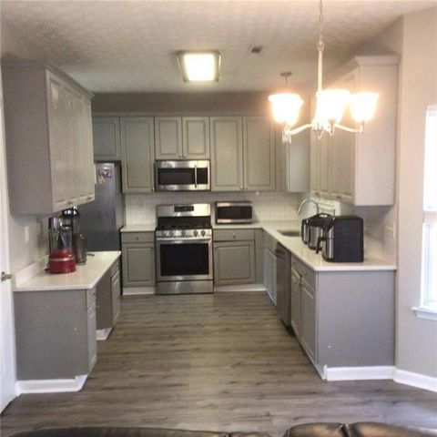 5679 Jubilant Drive, Rex, GA 30273