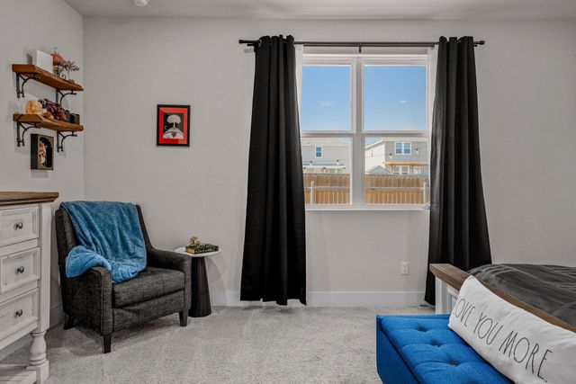 307 Gray Fox LOOP, Hutto, TX 78634