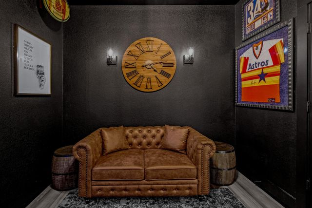 307 Gray Fox LOOP, Hutto, TX 78634