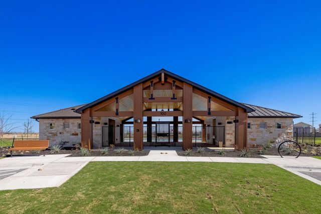 307 Gray Fox LOOP, Hutto, TX 78634