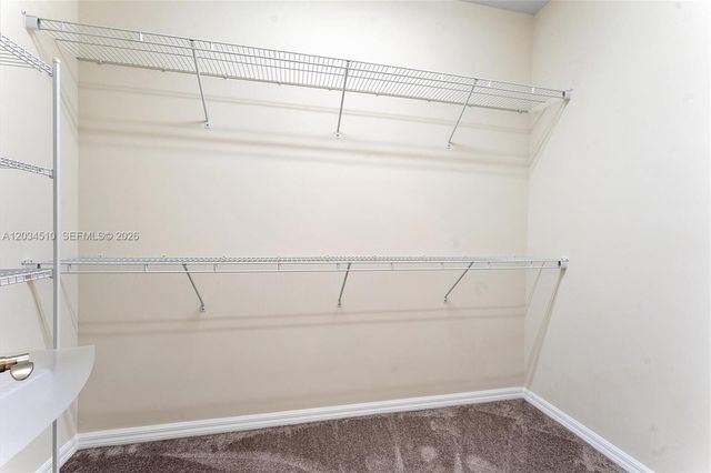 2485 Primrose Place, Oakland Park, FL 33309