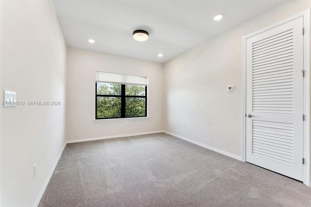 2485 Primrose Place, Oakland Park, FL 33309