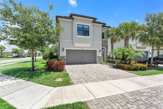 2485 Primrose Place, Oakland Park, FL 33309
