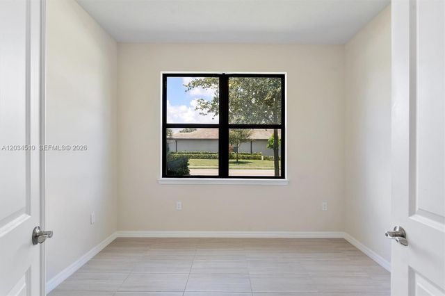 2485 Primrose Place, Oakland Park, FL 33309
