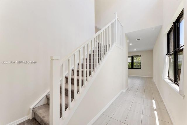 2485 Primrose Place, Oakland Park, FL 33309