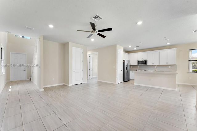 2485 Primrose Place, Oakland Park, FL 33309