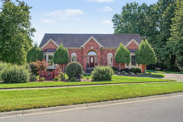 8800 Timberline Dr, Louisville, KY 40291