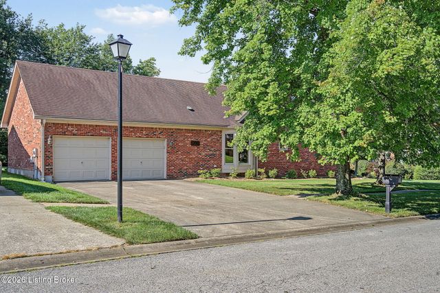 8800 Timberline Dr, Louisville, KY 40291