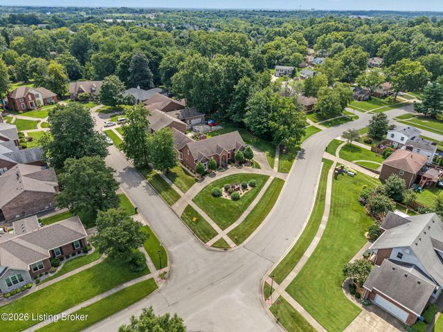 8800 Timberline Dr, Louisville, KY 40291