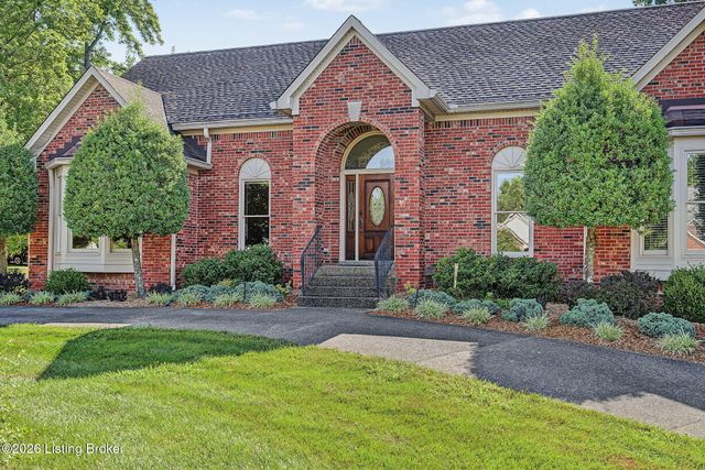 8800 Timberline Dr, Louisville, KY 40291