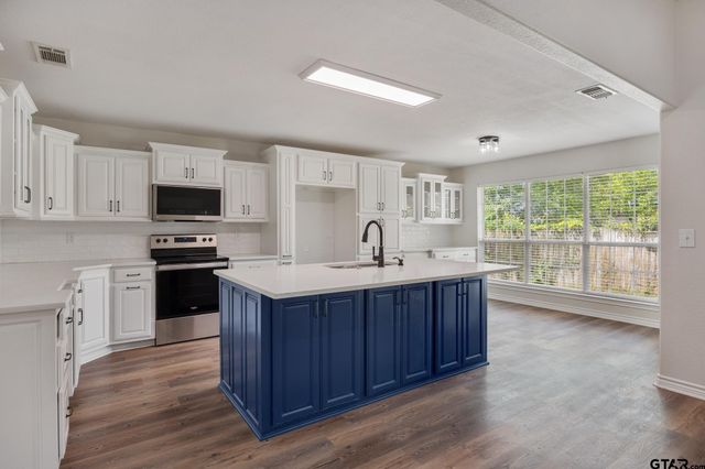 111 Bluebird, Whitehouse, TX 75791